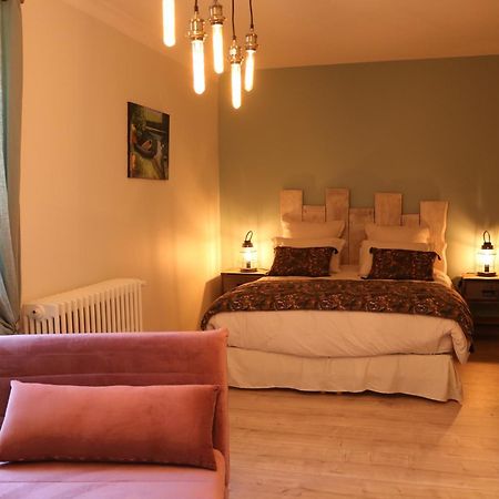 Bed and Breakfast Logis De Pierre Levee Bessines Екстер'єр фото
