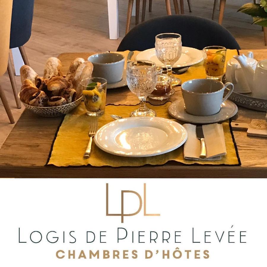 Bed and Breakfast Logis De Pierre Levee Bessines Екстер'єр фото