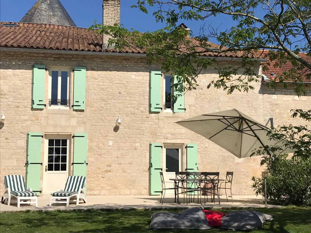 Bed and Breakfast Logis De Pierre Levee Bessines Екстер'єр фото